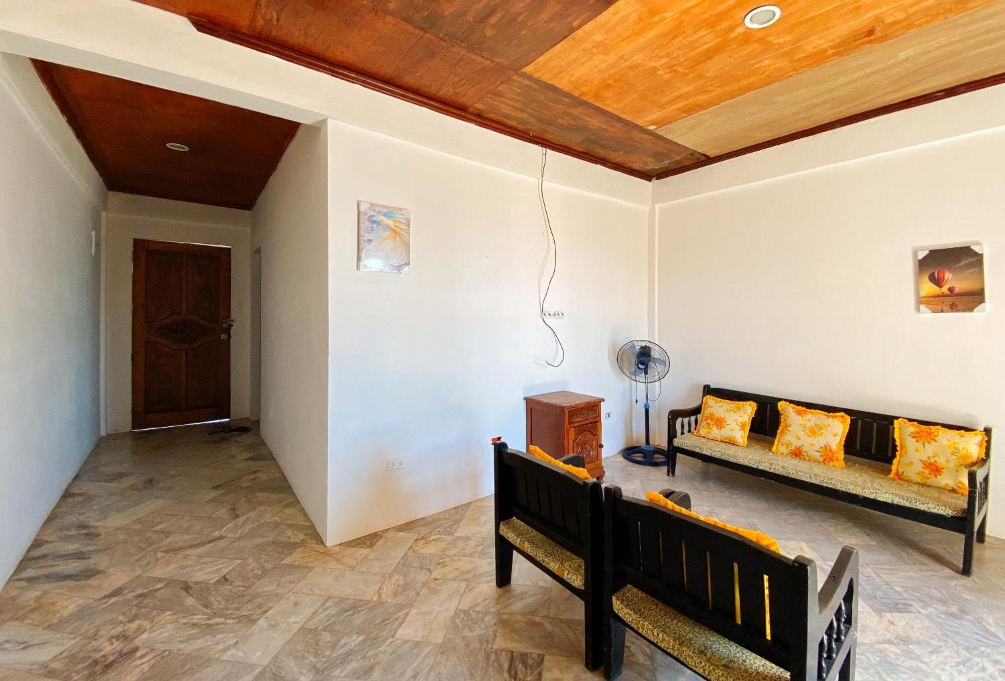 White Castle Beach Resort Iba Zambales Botolan Екстериор снимка