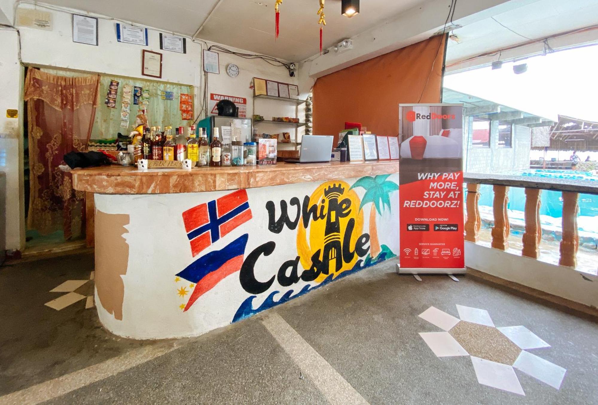 White Castle Beach Resort Iba Zambales Botolan Екстериор снимка