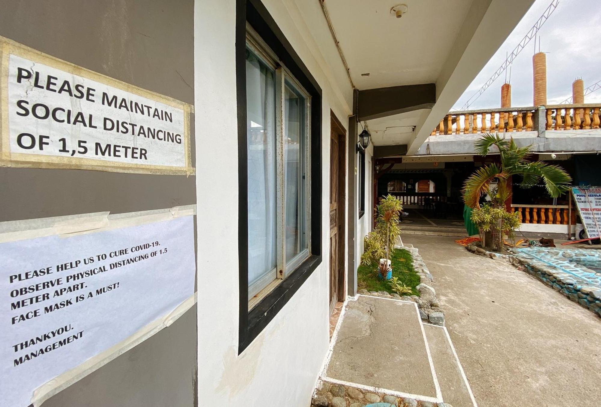 White Castle Beach Resort Iba Zambales Botolan Екстериор снимка